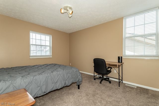 8697 Kingfisher Lane, Macedonia, OH 44056