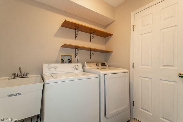 8697 Kingfisher Lane, Macedonia, OH 44056