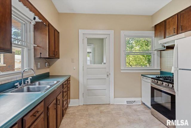 2333 YALE Boulevard, Springfield, IL 62703