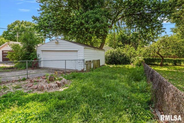 2333 YALE Boulevard, Springfield, IL 62703