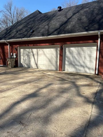 1840 Montrose Drive, Forrest City, AR 72335