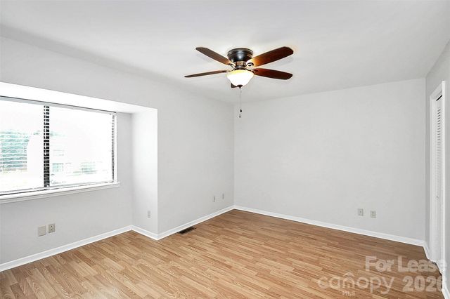 10913 Carmel Crossing Road, Charlotte, NC 28226