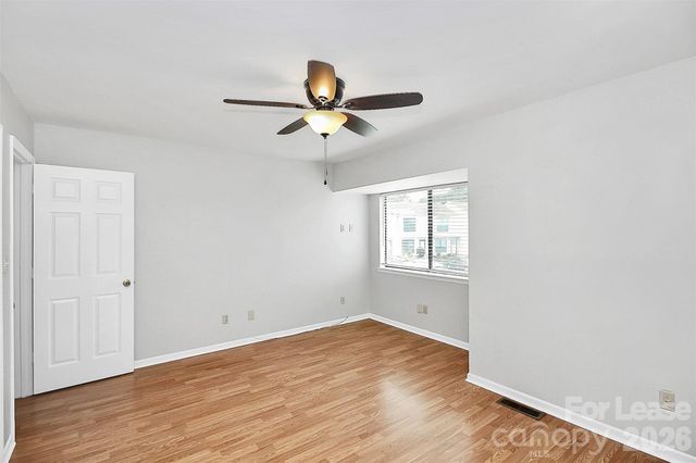 10913 Carmel Crossing Road, Charlotte, NC 28226