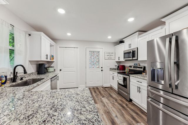 132 Hillwood Dr, Carthage, TN 37030