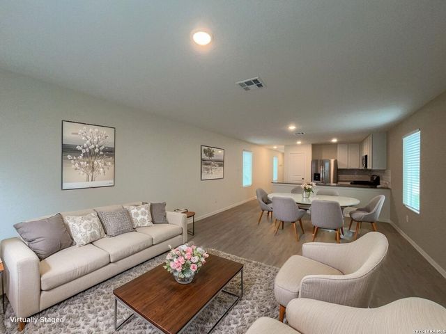 7611 Aston Cross, San Antonio, TX 78253