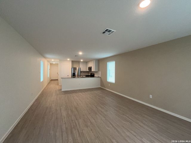 7611 Aston Cross, San Antonio, TX 78253