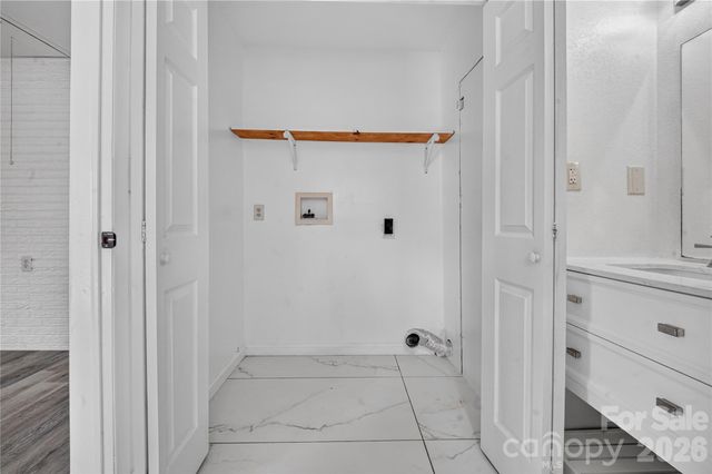 1717 Emmanuel Church Road, Conover, NC 28613