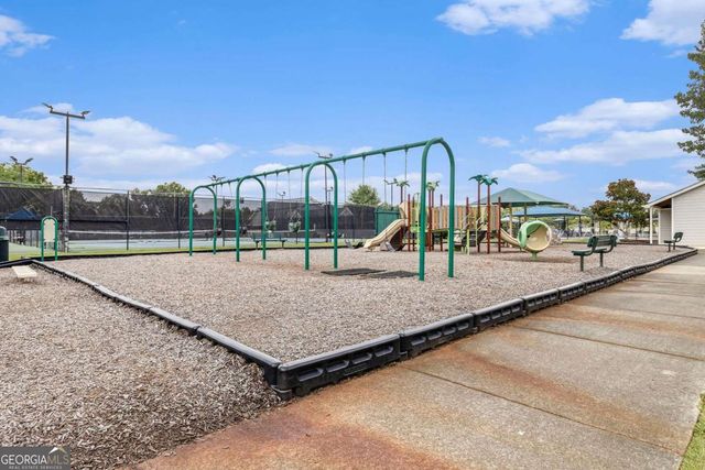 1963 Heatherbrooke Lane, Acworth, GA 30101