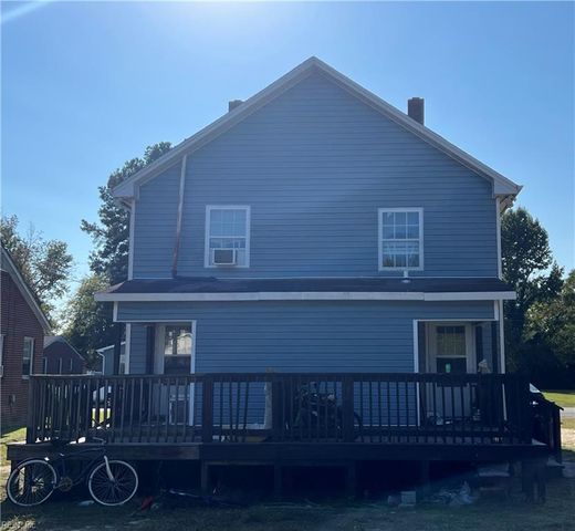205 Cobb ST, Franklin, VA 23851