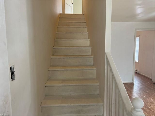 205 Cobb ST, Franklin, VA 23851