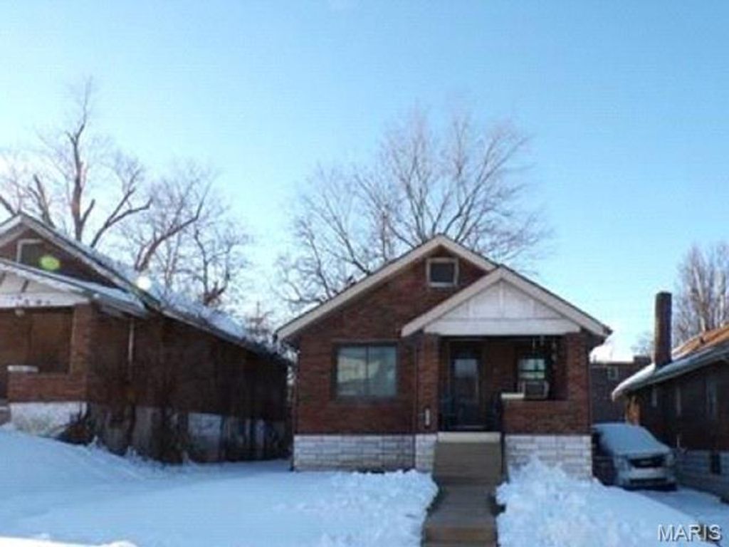 4319 Rosewood Avenue, St Louis, MO 63120