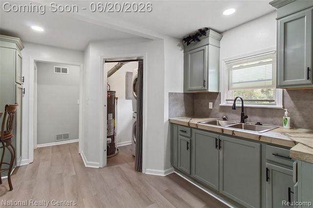 26862 Yale Street, Inkster, MI 48141