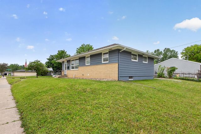 1317 11th Avenue SE, Rochester, MN 55904