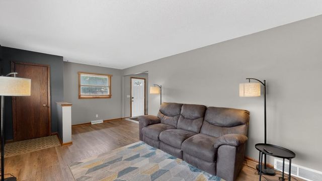 1317 11th Avenue SE, Rochester, MN 55904