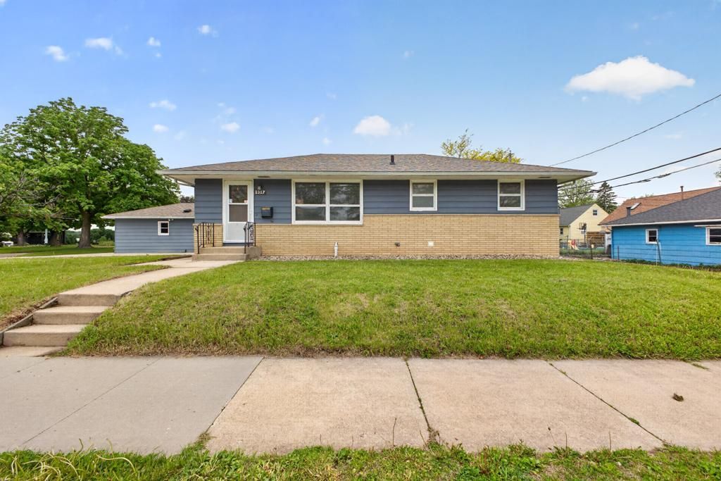 1317 11th Avenue SE, Rochester, MN 55904