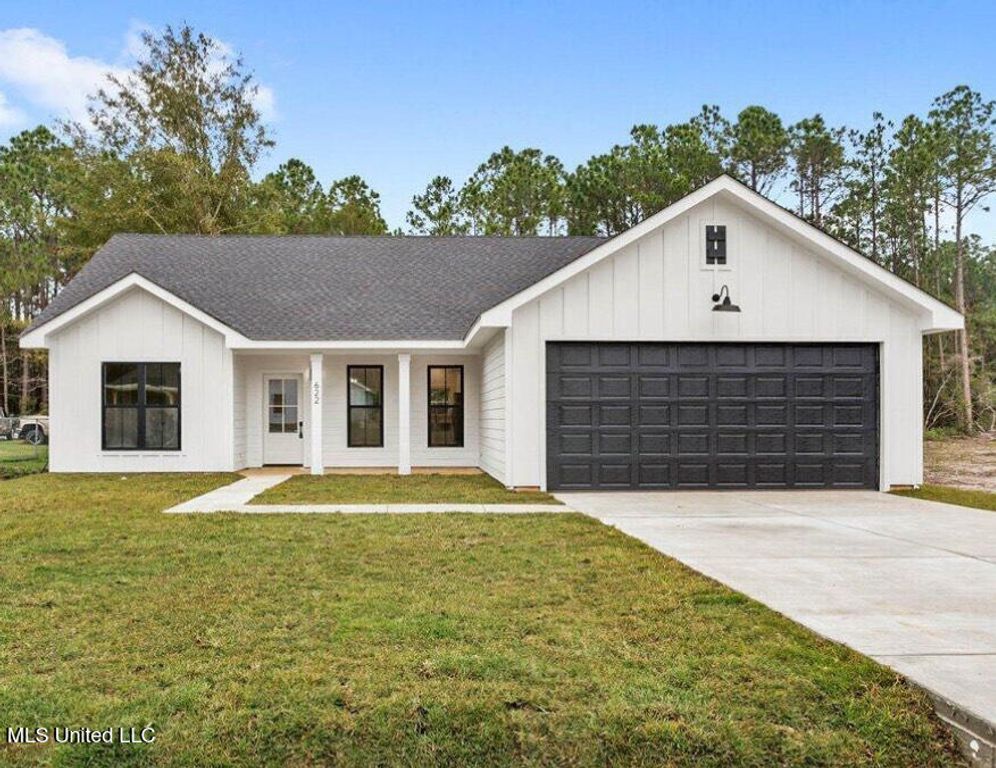 702 Tabor Street, Waveland, MS 39576