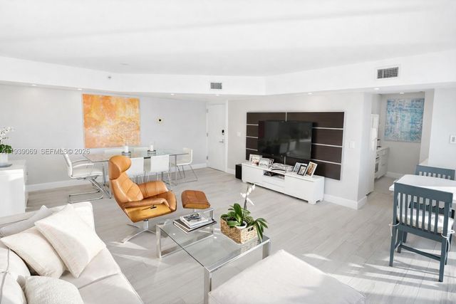 5900 Collins Ave 1405, Miami Beach, FL 33140