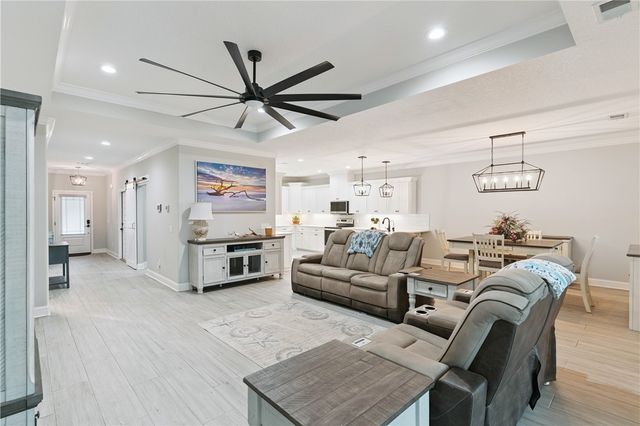 212 Northshore Drive, Kingsland, GA 31548