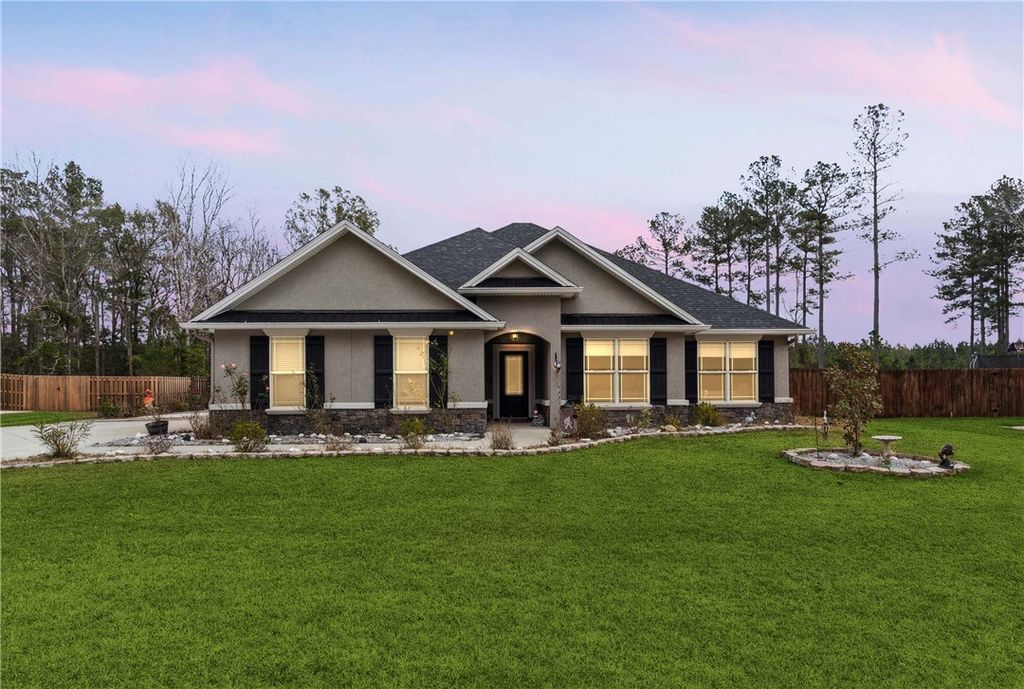 212 Northshore Drive, Kingsland, GA 31548