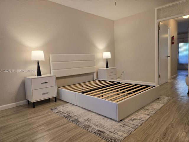 441 Collins Avenue 5, Miami Beach, FL 33139