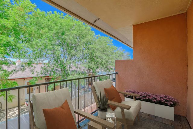 1909 Girard Boulevard NE, Albuquerque, NM 87106