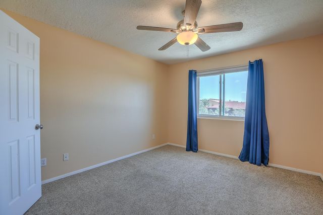 1909 Girard Boulevard NE, Albuquerque, NM 87106