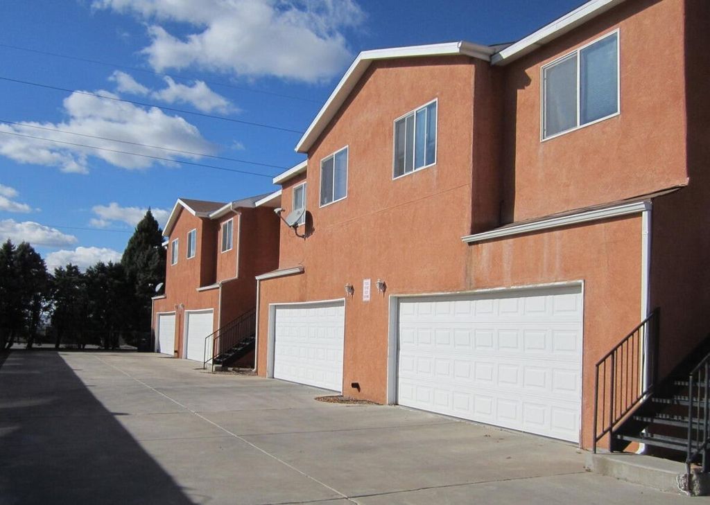 1909 Girard Boulevard NE, Albuquerque, NM 87106