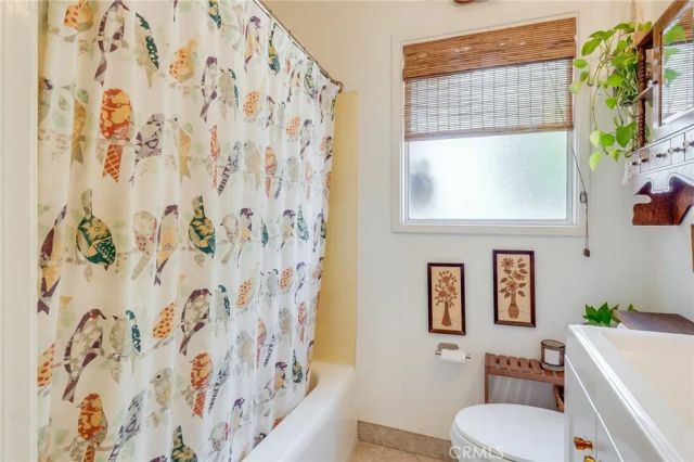 4725 Castana, Lakewood, CA 90712