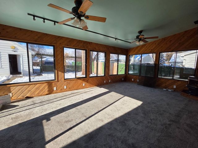 3836 8th Place, Des Moines, IA 50313