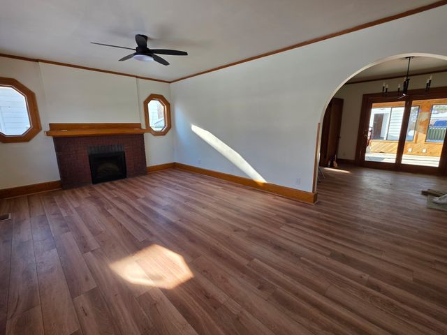 3836 8th Place, Des Moines, IA 50313