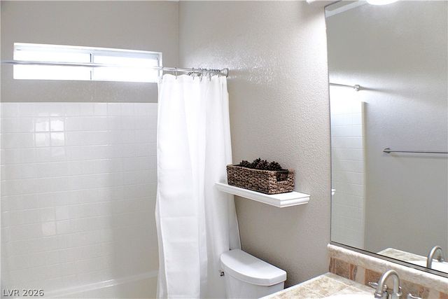 10241 Bristol Peak Avenue, Las Vegas, NV 89166