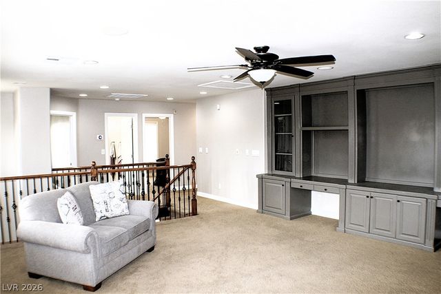 10241 Bristol Peak Avenue, Las Vegas, NV 89166