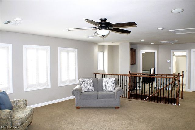 10241 Bristol Peak Avenue, Las Vegas, NV 89166