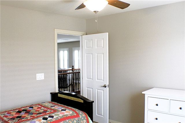10241 Bristol Peak Avenue, Las Vegas, NV 89166