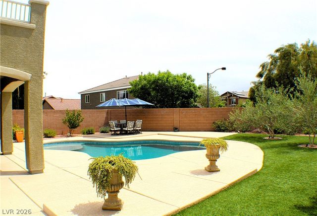 10241 Bristol Peak Avenue, Las Vegas, NV 89166