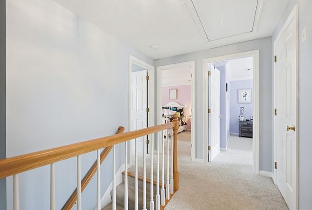 19 Harmony Trl, Hopedale, MA 01747