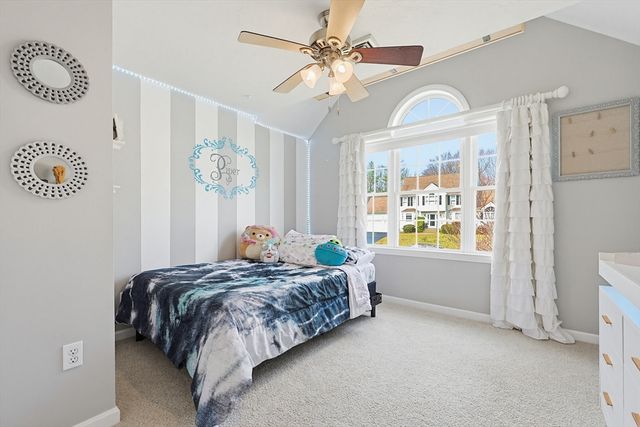 19 Harmony Trl, Hopedale, MA 01747