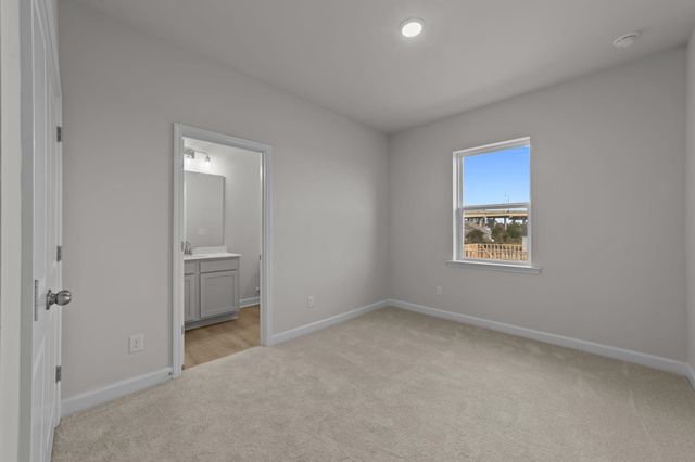 992 Triton Ave., Little River, SC 29566