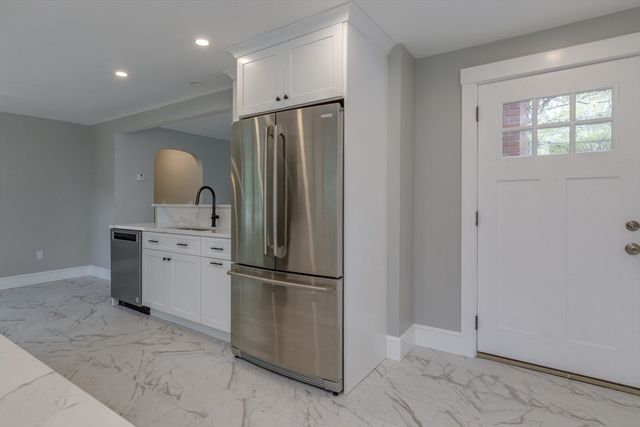 50 Piscataqua Rd, Dover, NH 03820