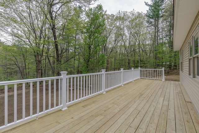 50 Piscataqua Rd, Dover, NH 03820