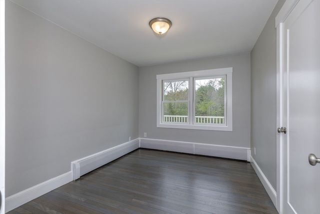 50 Piscataqua Rd, Dover, NH 03820