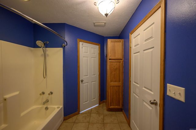 360 W 13th Street, Newark, AR 72562