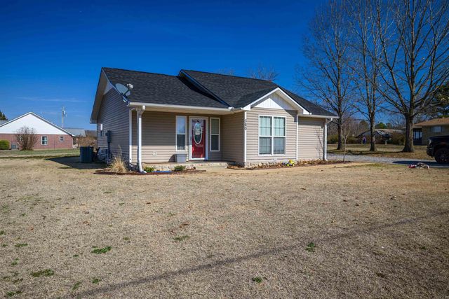 360 W 13th Street, Newark, AR 72562
