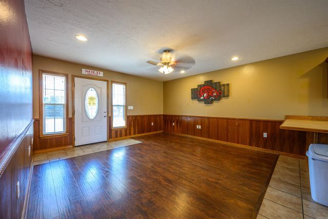 360 W 13th Street, Newark, AR 72562