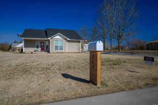360 W 13th Street, Newark, AR 72562