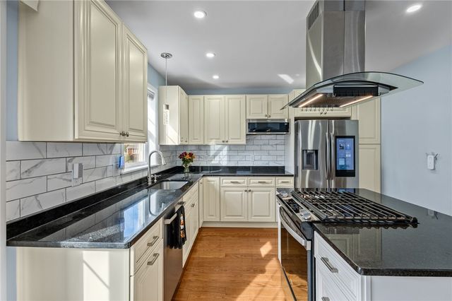 188 Smithfield Road, North Providence, RI 02904