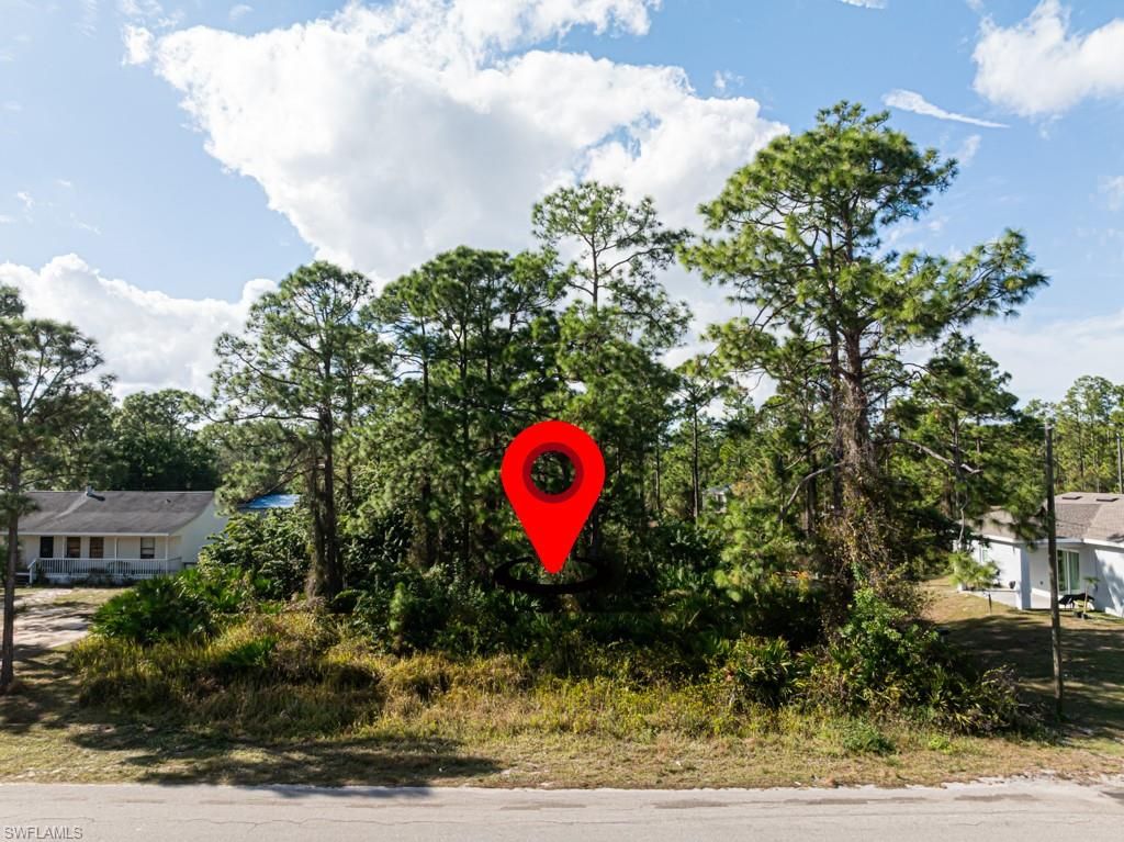 921 Moore AVE, LEHIGH ACRES, FL 33972 — exterior