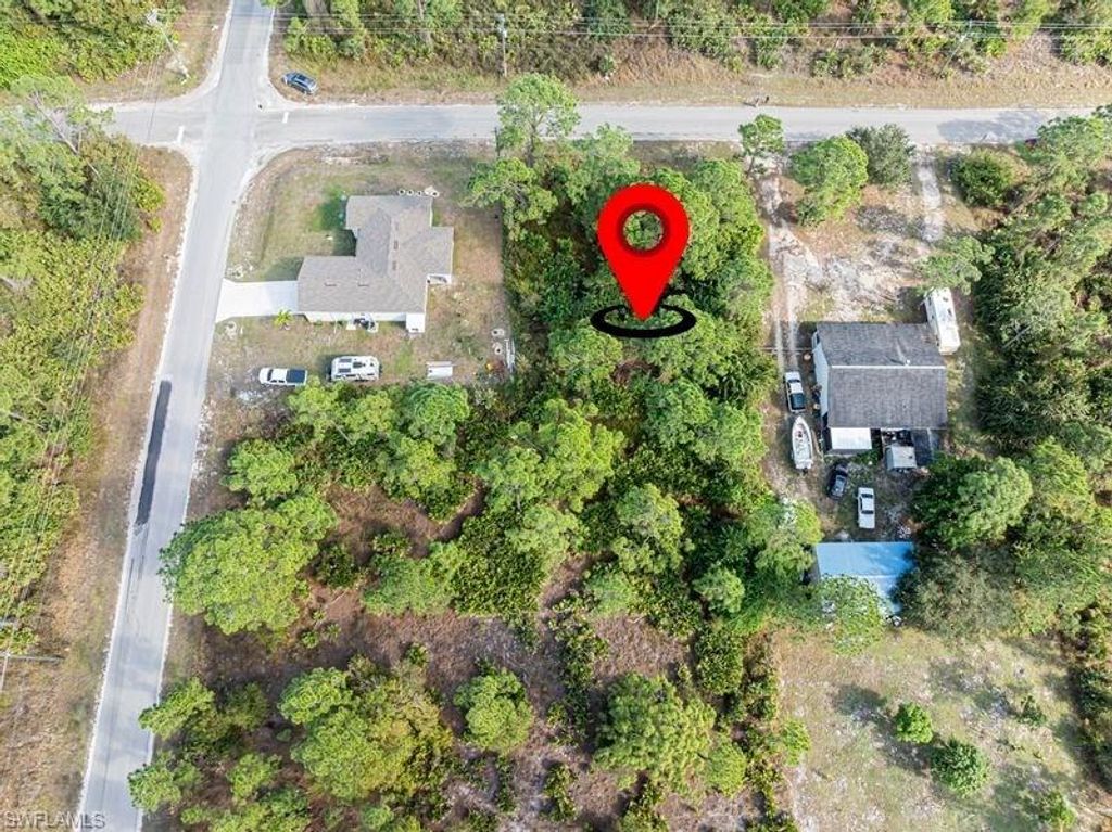 921 Moore AVE, LEHIGH ACRES, FL 33972 — photo 3