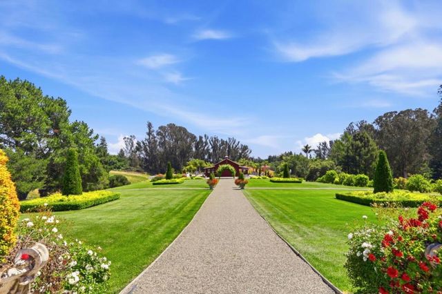 155 Scarlet Court, Watsonville, CA 95076