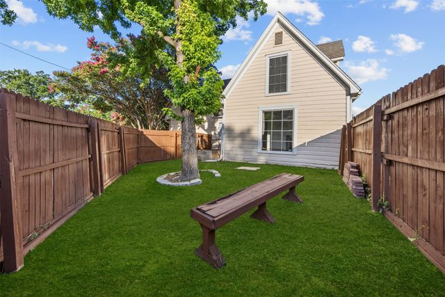 2626 Madera Street, Dallas, TX 75206